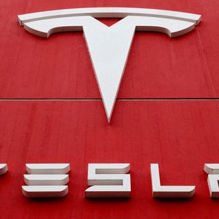 Tesla Wins Court Case Regarding Fatal Autopilot Crash