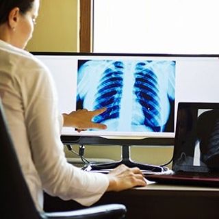 Electronic system lowers wait times for access to specialists