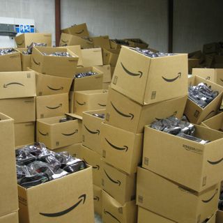 Minnesotans Say Amazon Warehouse Endangers Small Community