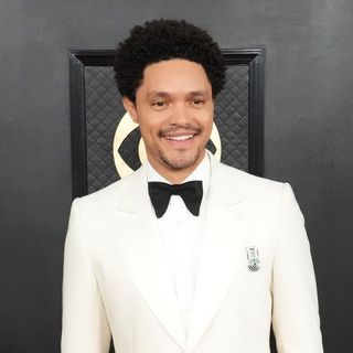 Trevor Noah to Host Grammys for 4th Year in a Row