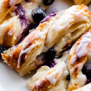 Blueberry Cream Cheese Pastry Braid - Sally's Baking Addiction