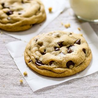 The Best Soft Chocolate Chip Cookies