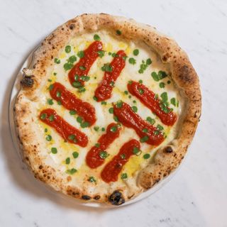 You Can Now Try The World's Best Pizza Here In The UK For The First Time Ever