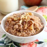 Slow Cooker Apple Cinnamon Steel Cut Oats - Eat. Drink. Love.