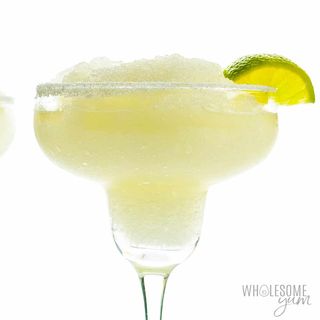 Skinny Margarita Recipe (5 Minutes!) - Wholesome Yum