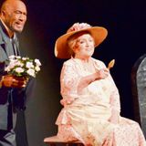 Doris Kunstmann und Ron Williams begeistern in „Miss Daisy und ihr Chauffeur“