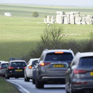 A303 Eastbound near Stonehenge reopens after crash