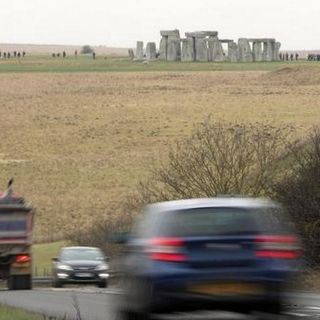 Man dies suddenly on A303 near Stonehenge