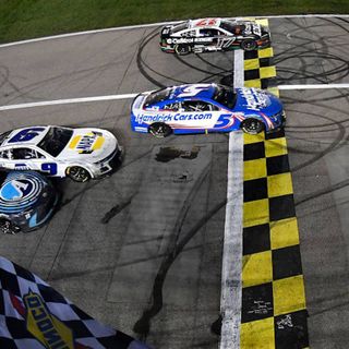 Kyle Larson edges Chris Buescher at Kansas in closest NASCAR Cup Series finish