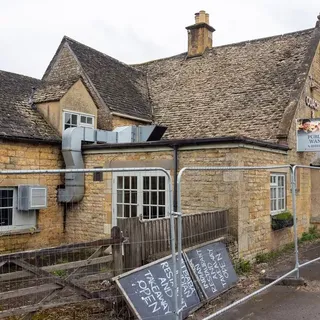 Rumours Jeremy Clarkson buying Cotswolds pub thrills villagers