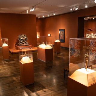 Virginia art museum has hundreds of Nepalese artifacts. The country wants them back.