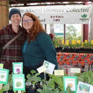 Spirit Square Farmers’ Market hosts plant sale