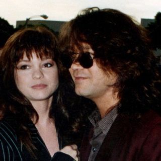 Valerie Bertinelli admits she turned Eddie Van Halen into “some sort of fantasy soulmate”