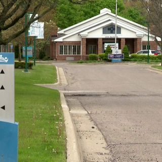 Michigan considers change to controversial nursing home policy