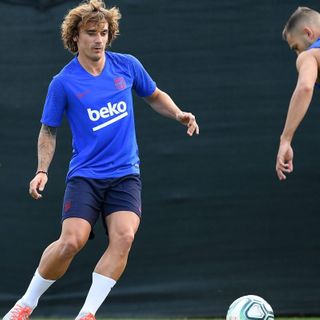 FC BARCELONA NEWS: FIRST GROUP TRAINING SINCE COVID-19 OUTBREAK - Read La Liga