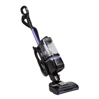 Shark Lift-Away Upright Vacuum Cleaner with TruePet NV612UKT