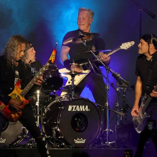 Metallica Gifts Texas High School Massive $15000 For Instruments