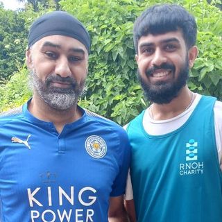 After the removal of his father's rare tumor, the son will run 15 km in Leicester