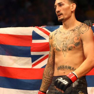 Max Holloway offers private training, dinner in exchange for Hawaiian food bank donations