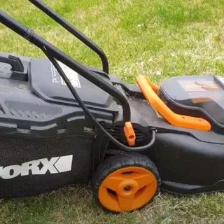 Worx WG779 Review - Best Cordless Lawn Mower for Small Yards