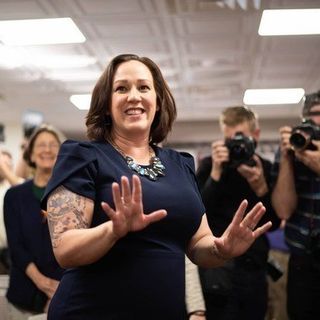 TX-Sen: Singer-Songwriter Carole King Has A Friend In MJ Hegar (D) - The Politicus