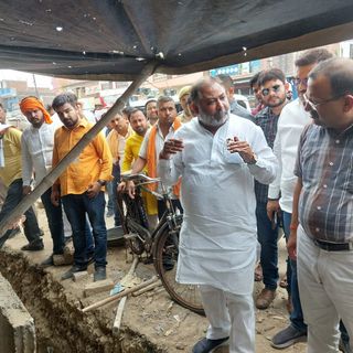 परिवहन मंत्री ने की जिलाधिकारी के साथ नाला निर्माण के कार्यों की समीक्षा, दिए निर्देश - akhabaarwala