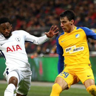 Burnley complete Nkoudou loan signing - Read Burnley