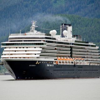 Canada extends cruise ship ban through October, leaving little hope for Alaska’s delayed cruise ship season - Alaska Public Media