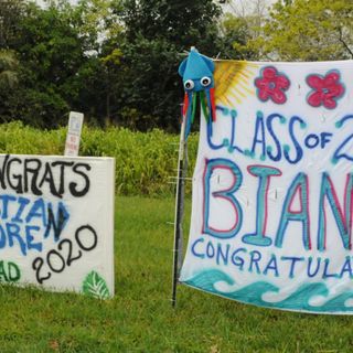 Ukuleles Could Be 'A New Hawaiian Tradition' For Kauai Graduates