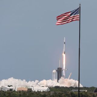 SpaceX makes history with successful first human space launch