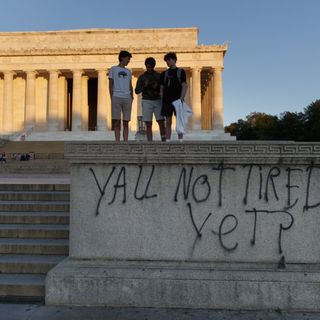 Multiple fires, vandalism in DC on 3rd night of protests - WTOP News