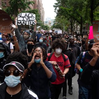 Peaceful NYC protesters' message to America: 'Looters have nothing to do with us'