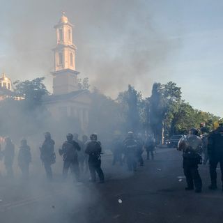 White House says police didn’t use tear gas and rubber bullets in incident that cleared protesters with chemical irritants and projectile munitions