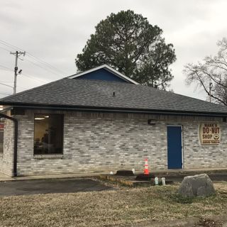 Mark's DO-Nut Shop - North Little Rock, AR