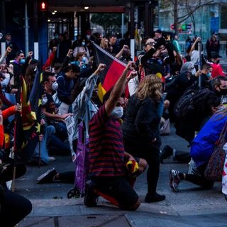 George Floyd protests LIVE updates: Police pepper spray Black Lives Matter protesters in Sydney, rally organisers to be fined in Victoria