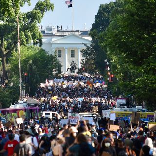 Even with large crowds and extreme heat, a peaceful 9th day of George Floyd protests in DC - WTOP News