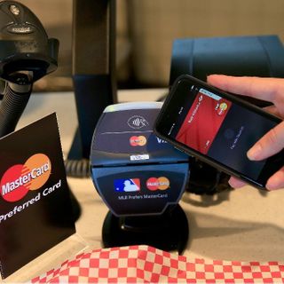 Here's why Australia shouldn't go completely cashless