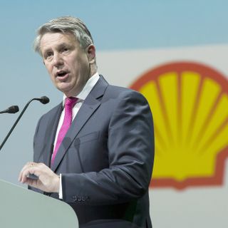 Shell CEO says LNG market will recover to pre-virus levels