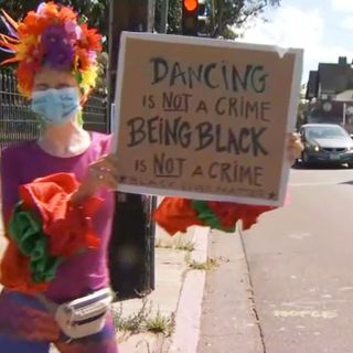 Dancing Demonstration Held in Alameda for Man Detained While Exercising