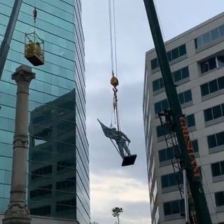 Crews remove 'Johnny Reb' statue from Confederate monument in Downtown Norfolk