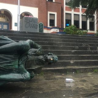 Thomas Jefferson statue torn down at Jefferson High School