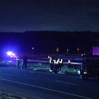 Driver of pickup truck fatally shot while traveling on Loop 1604, police say