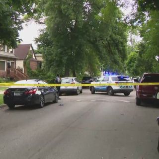 3-year-old girl shot in Chicago Lawn; in good condition