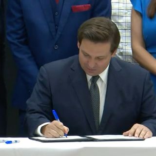 DeSantis signs teacher pay raises into Florida law with bipartisan support