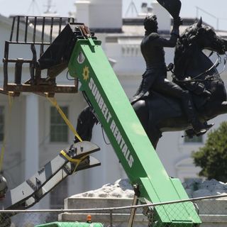 Three House Democrats say federal authorities should not interfere with mobs pulling down statues