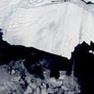 Satellite images show iceberg bigger than Seattle break away from Antarctic glacier