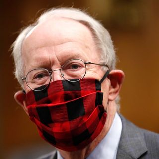 GOP Senator Implores Trump To Wear A Mask And Let COVID-19 Experts Do The Talking