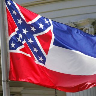 Mississippi to remove state flag, the last to display the Confederate battle emblem