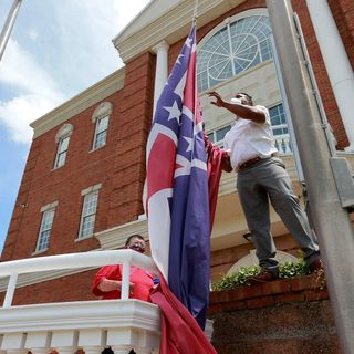 Mississippi governor signs bill changing state’s flag, abandoning Confederate symbol