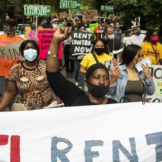 Housing advocates fear eviction boom, urge Gov. Pritzker to cancel rent, mortgage payments